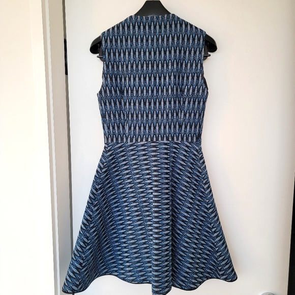 🌟 HOST PICK Maje blue jacquard dress Size 1 - Picture 5 of 13